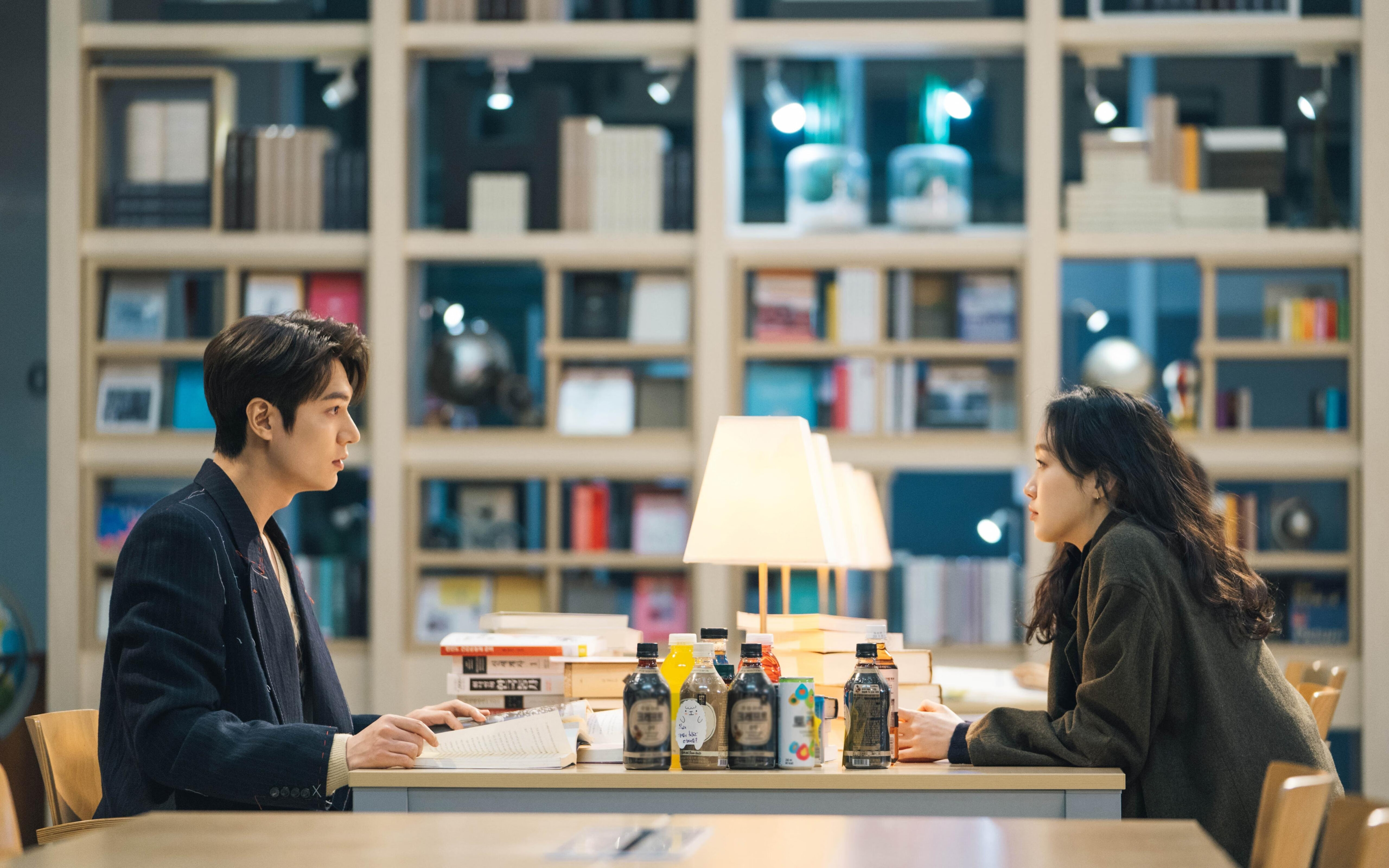 “华金·托比利亚的传球艺术与防守配合,帮助阿根廷美洲狮队保持领先优势”