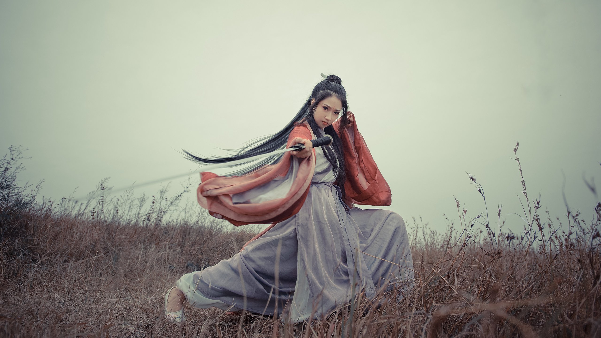 凯琳·科贝特逆境中展现坚韧精神,凯特琳贝内迪克特