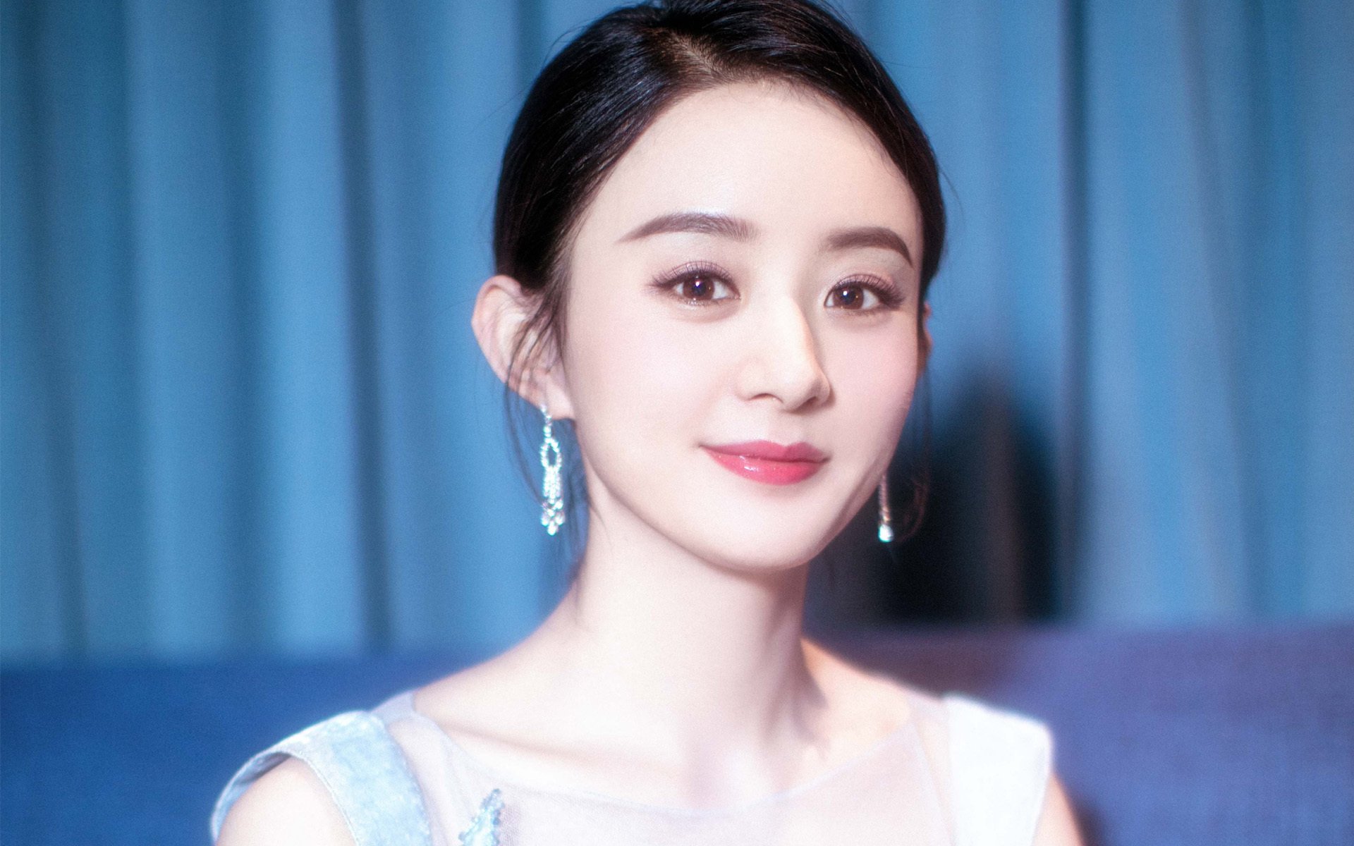 特色足球体育旅游线路不断丰富,带动区域经济发展,足球特色示范园