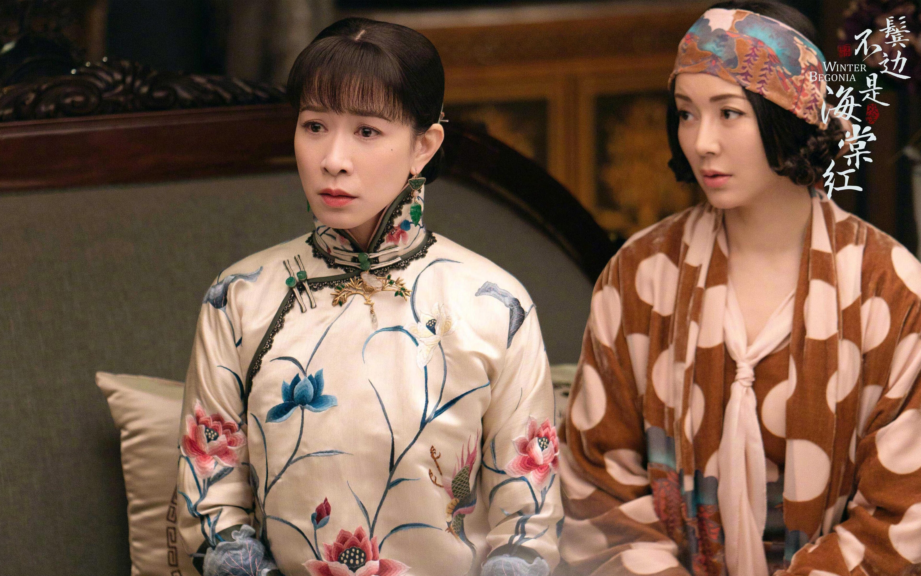 詹姆斯训练后与小球迷合影致谢支持,詹姆斯和球迷的合照