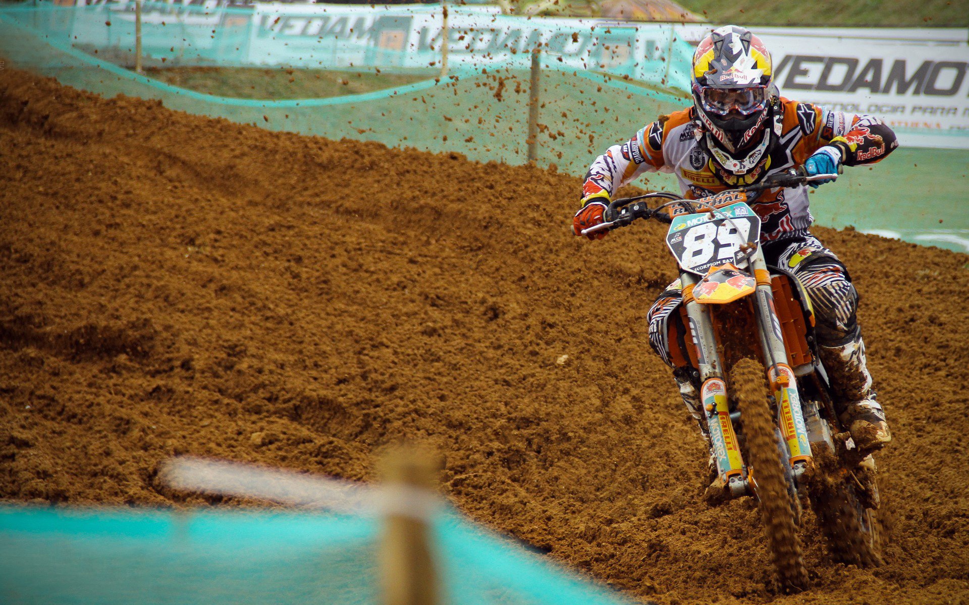 西甲:皇马3-1战胜瓦伦西亚,莫拉塔和本泽马齐发力,皇马3连冠